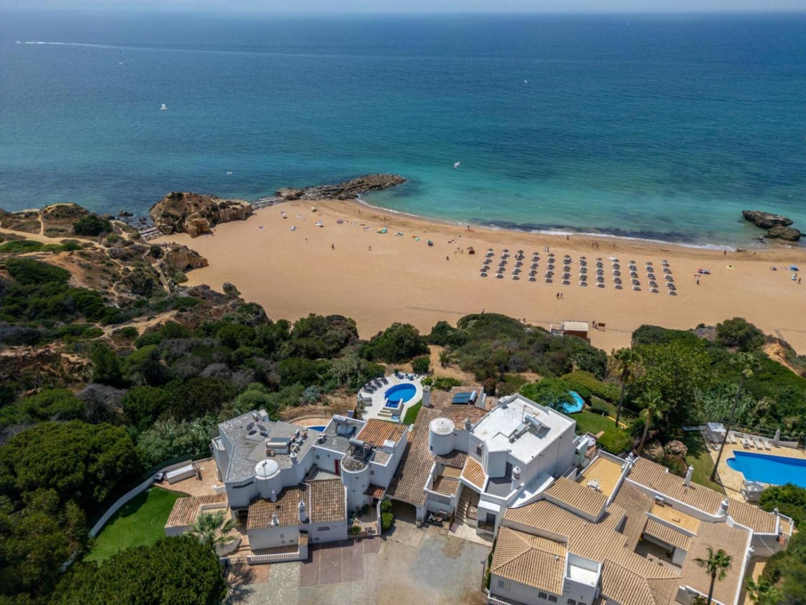 Luxurious Beachfront Villa De La Plage With Private Beach Acces Albufeira Exterior photo